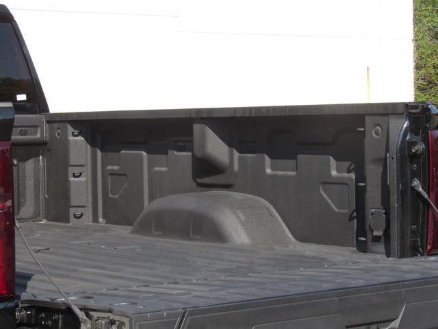 Used 2025 Chevrolet Silverado 3500 High Country w/ High Country Premium Package AWD/4WD image 9
