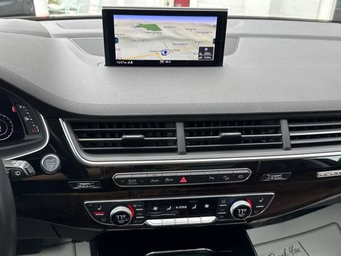 Used 2018 Audi Q7 3.0T Prestige w/ Prestige Package AWD/4WD image 15