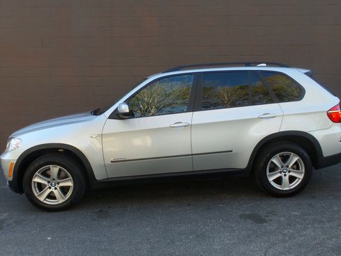Used 2012 BMW X5 xDrive35d image 46