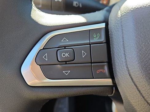 New 2026 Jeep Compass Latitude image 21