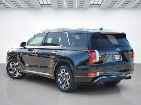 Used 2022 Hyundai Palisade Calligraphy w/ Winter Package FWD image 6