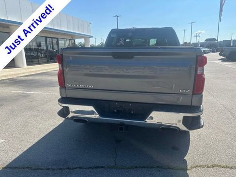 Used 2021 Chevrolet Silverado 1500 LTZ w/ LTZ Premium Package AWD/4WD image 4