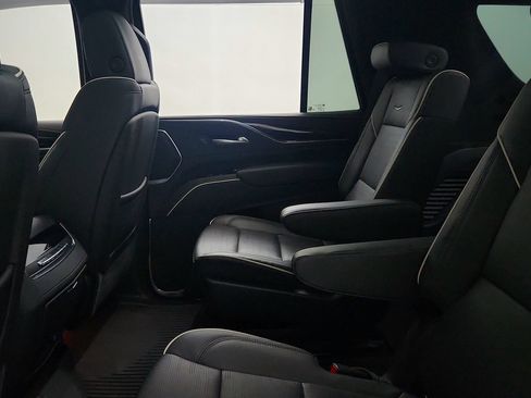 Certified 2024 Cadillac Escalade Sport w/ LPO, ONYX Package AWD/4WD image 24