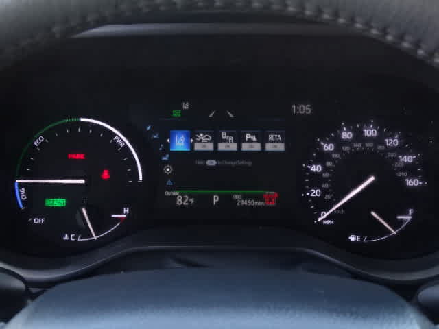 Certified 2025 Toyota Sienna XLE w/ XLE Plus Package FWD image 23