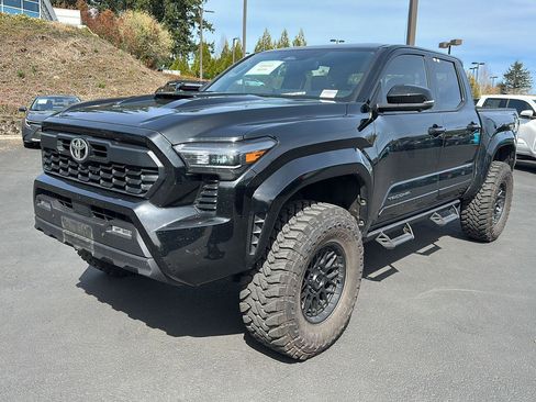 Used 2024 Toyota Tacoma TRD Sport w/ TRD Sport Premium Package image 1