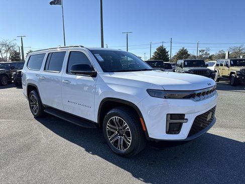 New 2026 Jeep Grand Wagoneer L w/ Premium Group I image 1