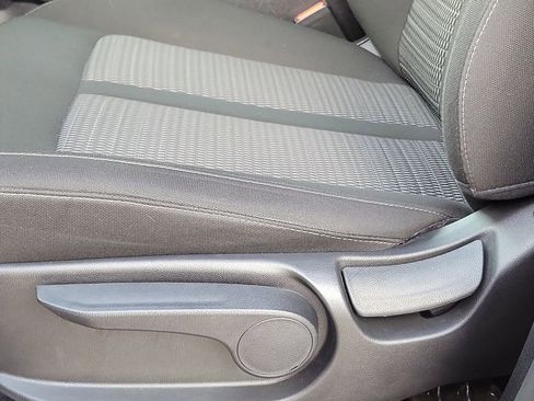 Used 2022 Kia Sorento LX image 25