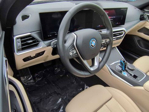 Certified 2023 BMW i4 eDrive35 RWD image 10