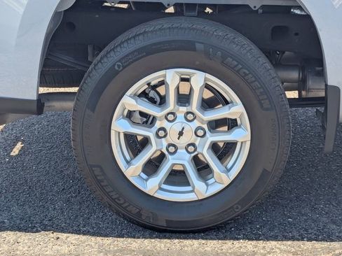 Used 2024 Chevrolet Silverado 1500 RST RWD image 9