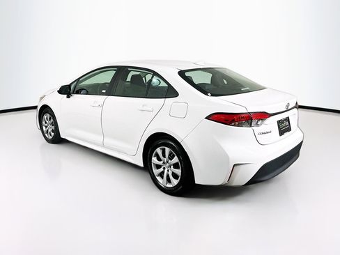 Used 2024 Toyota Corolla LE image 5