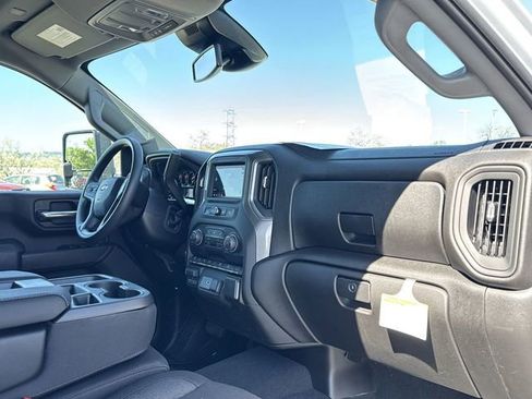 Used 2026 Chevrolet Silverado 2500 Custom w/ Custom Value Package AWD/4WD image 28