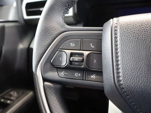 New 2026 Toyota 4Runner SR5 AWD/4WD image 16
