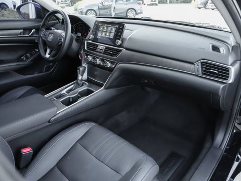Used 2019 Honda Accord EX-L image 40