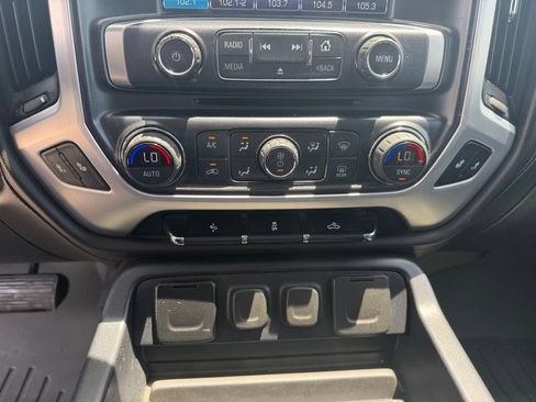 Used 2018 GMC Sierra 1500 SLT w/ SLT Premium Package AWD/4WD image 23