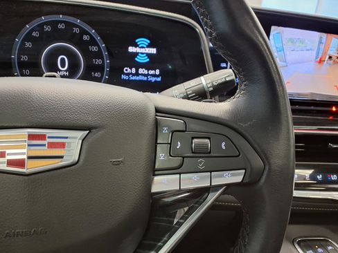 Used 2024 Cadillac Escalade Sport AWD/4WD image 30