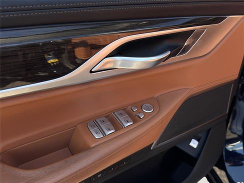 Used 2019 BMW 740i xDrive 740i xDrive w/ Executive Package image 23