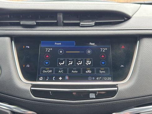 Used 2024 Cadillac XT6 Luxury w/ LPO, Floor Liner Package AWD/4WD image 25