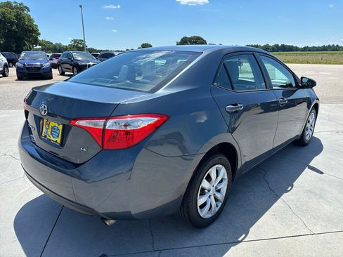 Used 2016 Toyota Corolla LE FWD image 4