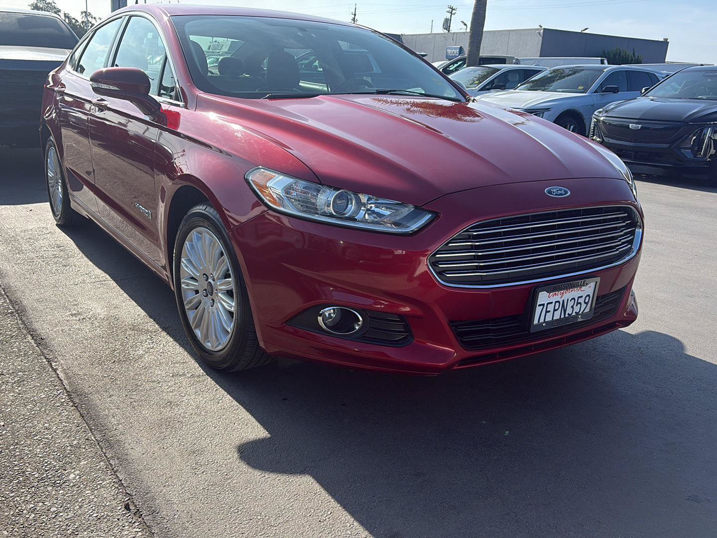 Used 2014 Ford Fusion SE w/ Equipment Group 502A FWD image 1