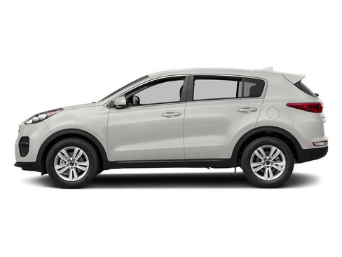Used 2017 Kia Sportage LX AWD/4WD image 12
