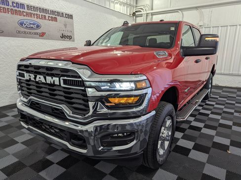 Used 2026 RAM 2500 Big Horn AWD/4WD image 3