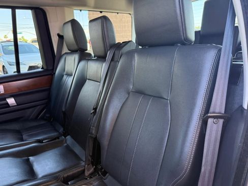 Used 2016 Land Rover LR4 HSE AWD/4WD image 45