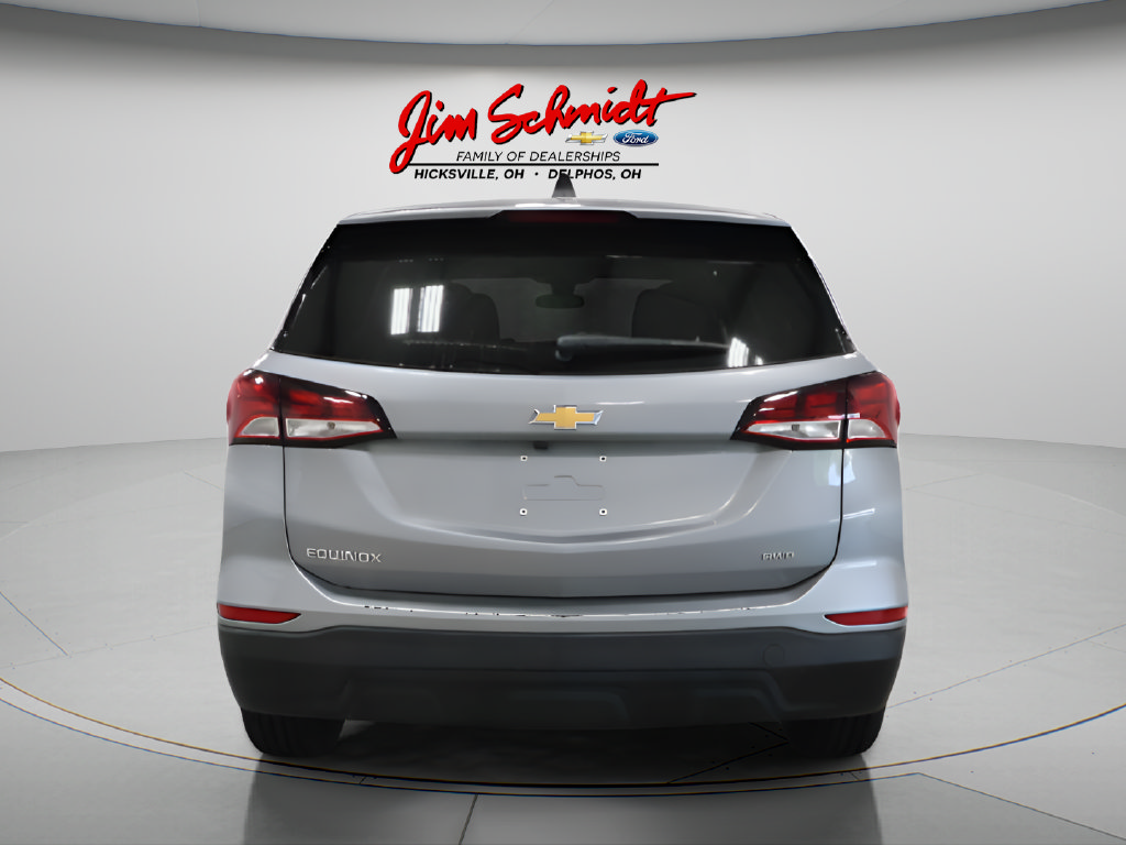 Used 2024 Chevrolet Equinox LS w/ LS Convenience Package AWD/4WD image 5