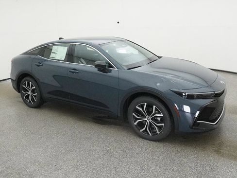 New 2026 Toyota Crown XLE image 12