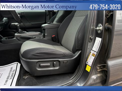 Used 2021 Toyota Tacoma TRD Sport w/ Technology Package RWD image 13