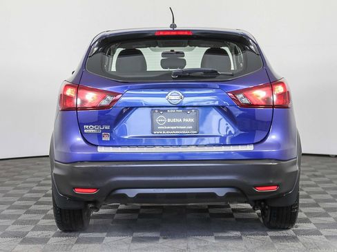 Used 2018 Nissan Rogue Sport S w/ S Appearance Package image 7