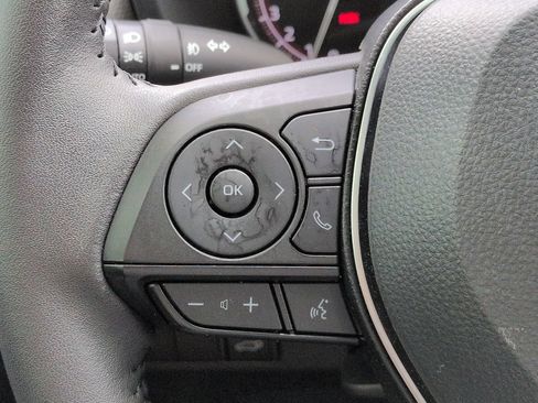 Used 2025 Toyota RAV4 XLE Premium FWD image 26