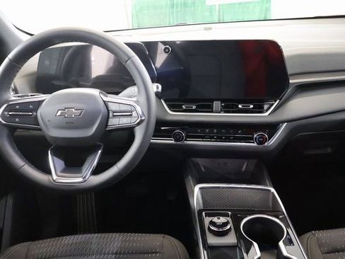 New 2026 Chevrolet Equinox LT w/ Midnight Edition image 12