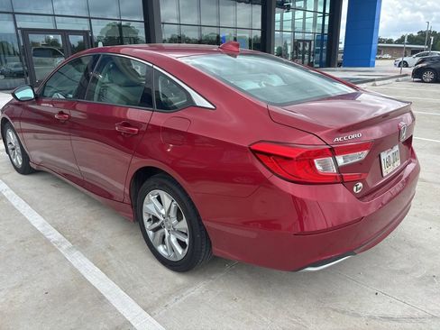 Used 2019 Honda Accord LX image 5