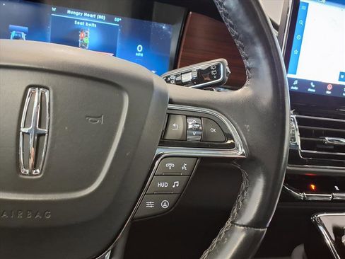 Used 2023 Lincoln Navigator Reserve image 26