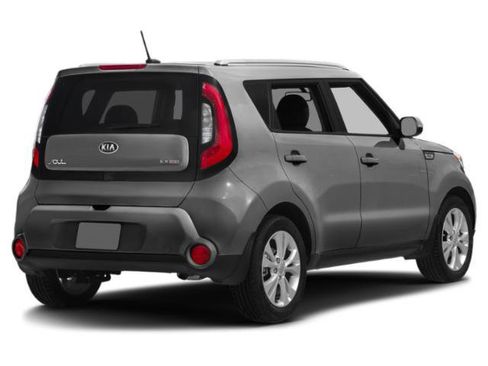 Used 2015 Kia Soul + w/ Primo Package FWD image 2