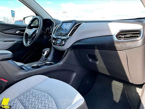 Used 2024 Chevrolet Equinox LS w/ LS Convenience Package image 13