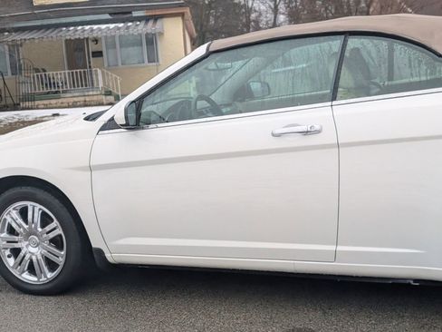 Used 2008 Chrysler Sebring Limited w/ Luxury Group image 33