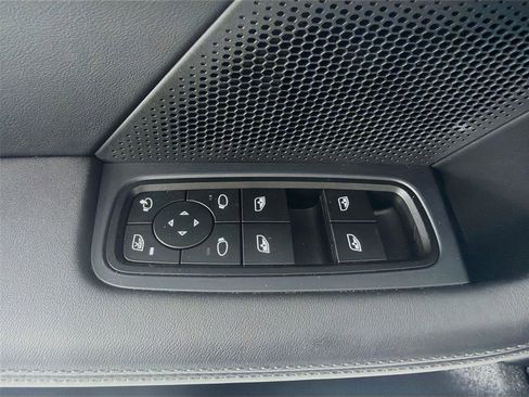 New 2025 Porsche Taycan 4 Cross Turismo image 6