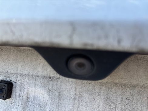 Used 2017 Jeep Grand Cherokee Limited image 20