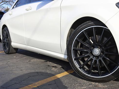 Used 2014 Mercedes-Benz CLA 250 4MATIC image 5