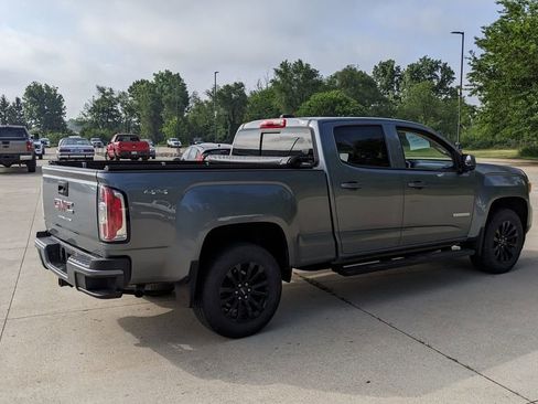 Used 2022 GMC Canyon Elevation w/ Elevation Premium Package AWD/4WD image 3