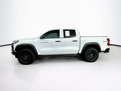 Used 2025 Chevrolet Colorado Trail Boss w/ LPO, Tailgate Decal Package AWD/4WD image 4