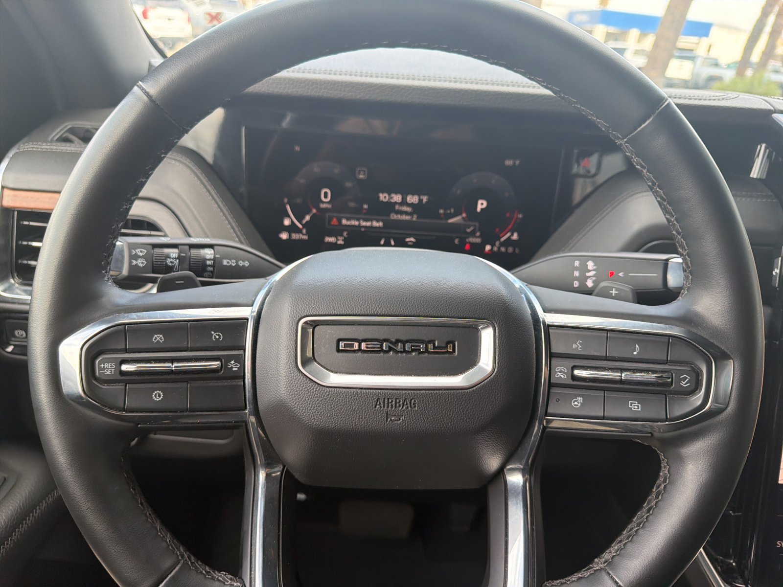 Used 2025 GMC Yukon XL Denali AWD/4WD image 27