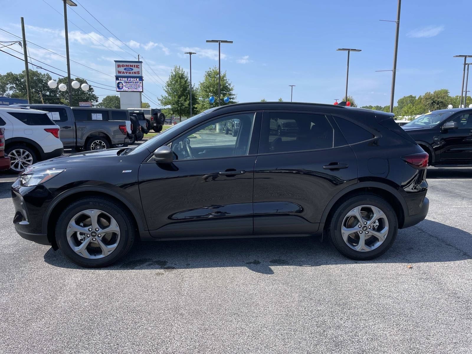 Used 2026 Ford Escape ST-Line FWD image 8