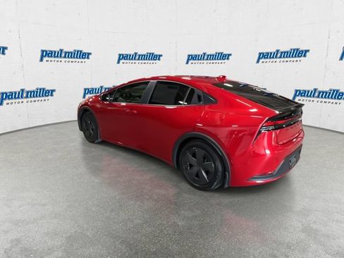 Used 2024 Toyota Prius LE AWD/4WD image 8