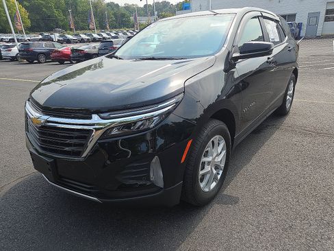 Used 2024 Chevrolet Equinox LT AWD/4WD image 7
