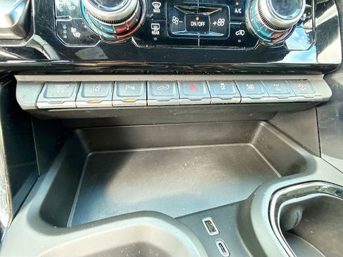 Certified 2024 GMC Sierra 2500 AT4X w/ AT4X AEV Edition image 40