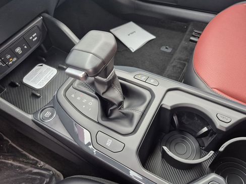 New 2025 Kia K4 GT-Line Turbo image 22