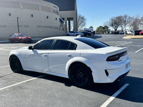Used 2021 Dodge Charger SRT Hellcat image 17