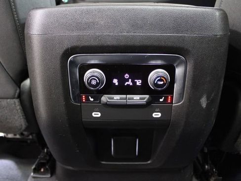 Used 2023 Chevrolet Tahoe High Country AWD/4WD image 25